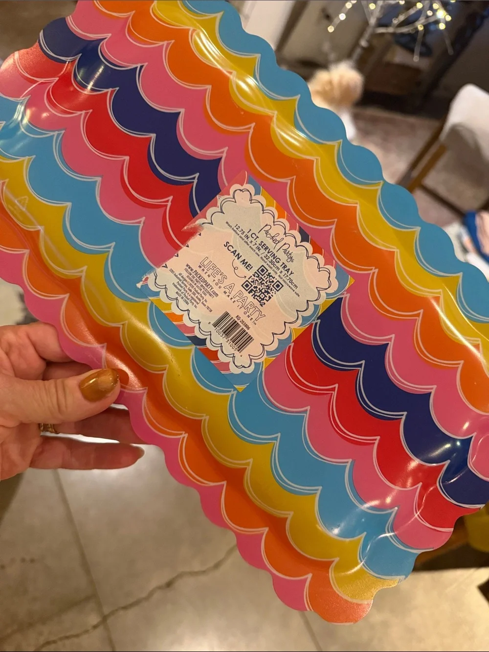 Packed Party Multicolor Scalloped Party Tray - Party Table Decor